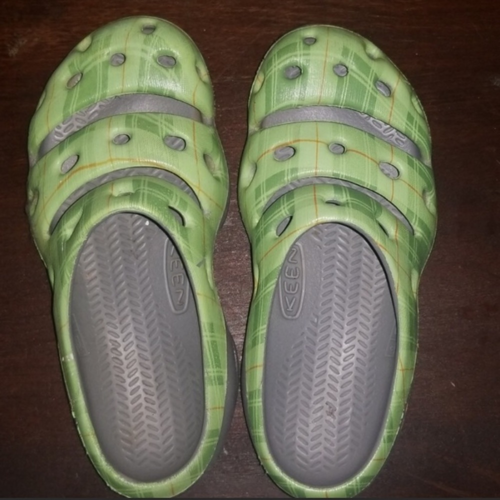 Keen sandals/clogs